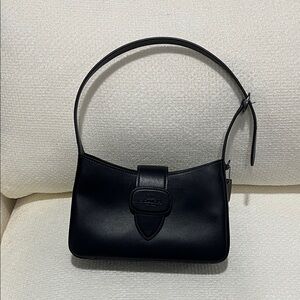 Coach Classic Black Leather Shoulder Bag